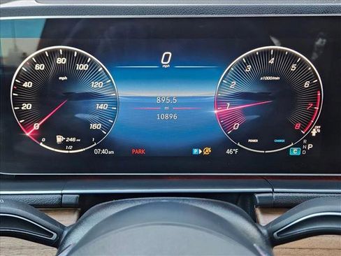 Used 2025 Mercedes-Benz GLE 350 4MATIC image 11