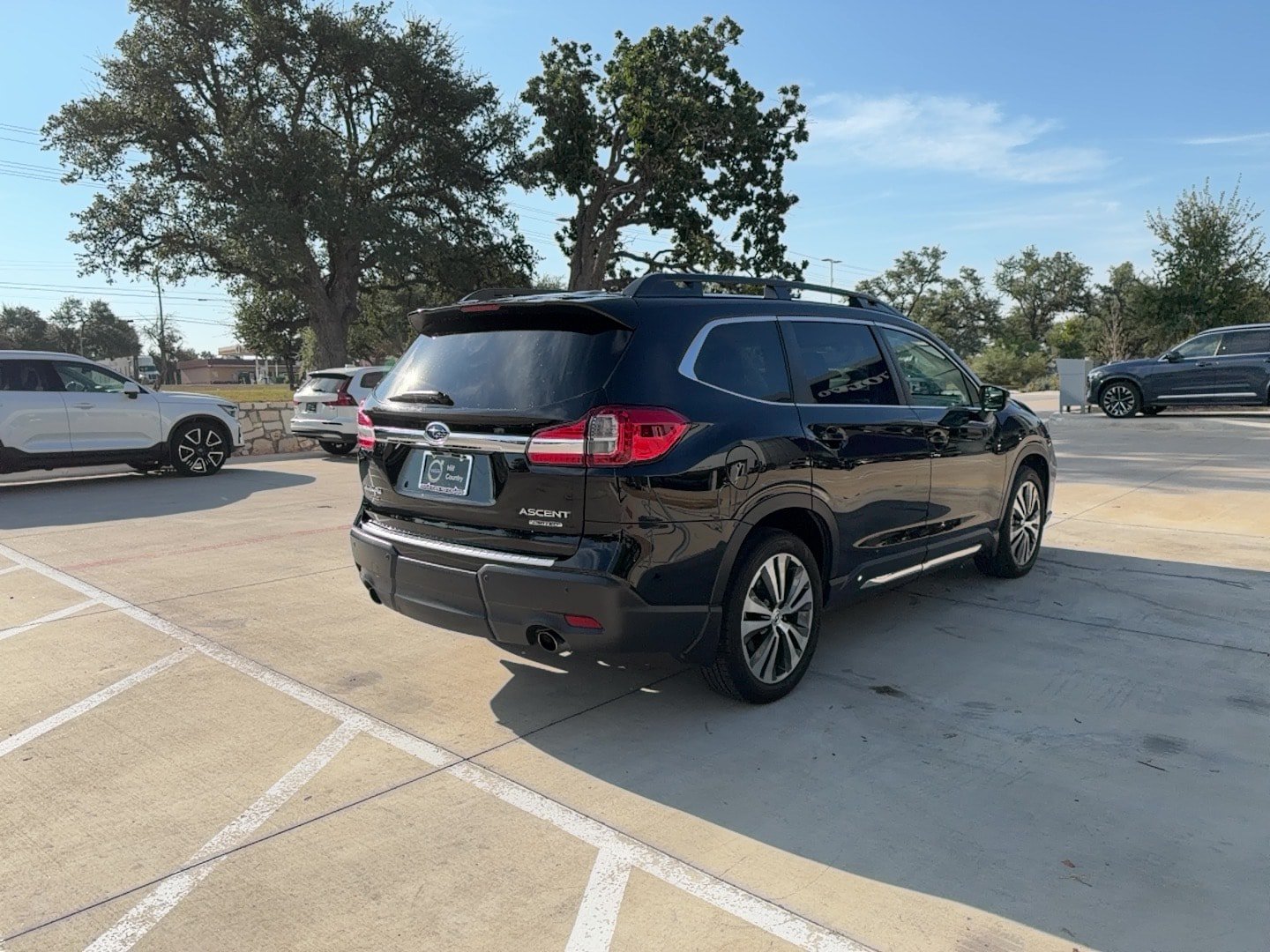 Used 2020 Subaru Ascent Limited w/ Technology Package AWD/4WD image 6