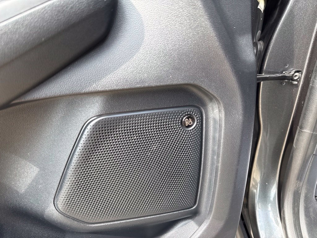 Used 2020 Ford Escape Titanium AWD/4WD image 24