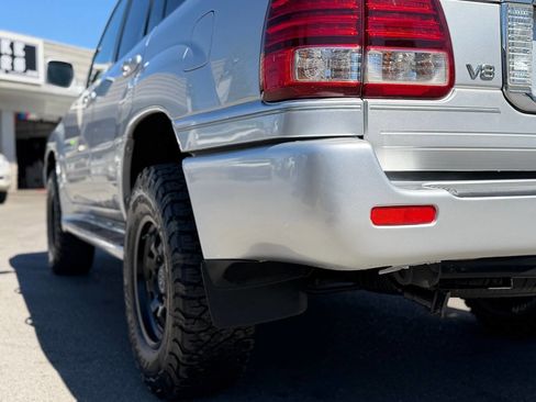 Used 2006 Lexus LX 470 4WD image 27