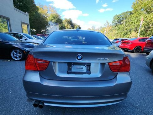 Used 2010 BMW 328i xDrive Sedan image 6