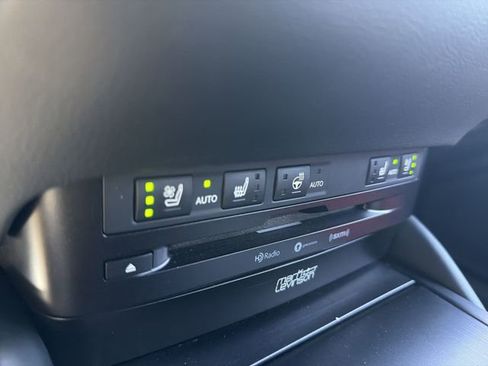 Used 2019 Lexus ES 350 F Sport w/ Accessory Package 2 FWD image 19