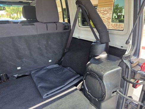 Used 2013 Jeep Wrangler Unlimited Sport image 56