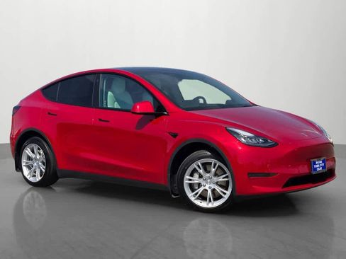 Used 2021 Tesla Model Y Long Range AWD/4WD image 8