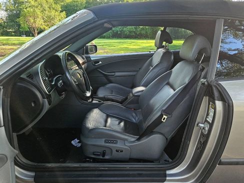 Used 2007 Saab 9-3 2.0T w/ Premium 17 Pkg image 12