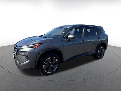 Used 2025 Nissan Rogue SV FWD image 8