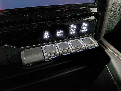 Used 2022 RAM 1500 Sport w/ Rebel Level 2 Equipment Group AWD/4WD image 33