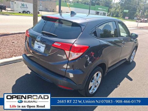 Used 2016 Honda HR-V EX image 9