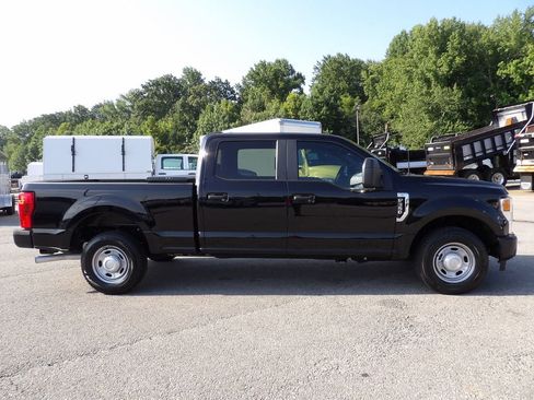 Used 2021 Ford F350 XL w/ Power Equipment Group image 9