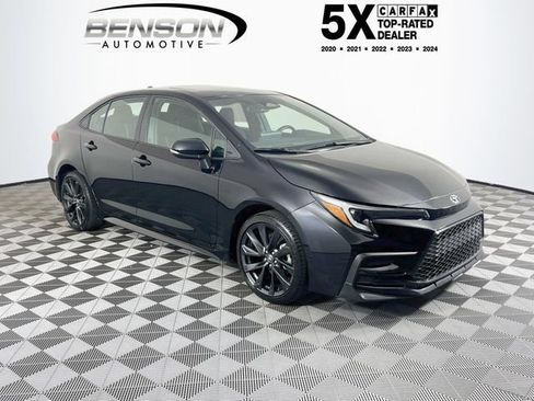 Used 2024 Toyota Corolla SE w/ SE Premium Package FWD image 1