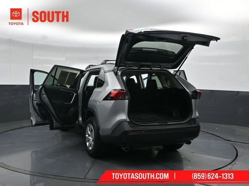 Used 2019 Toyota RAV4 LE w/ All Weather Liner Package AWD/4WD image 53