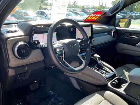 Certified 2024 Chevrolet Colorado ZR2 w/ ZR2 Convenience Package III image 14