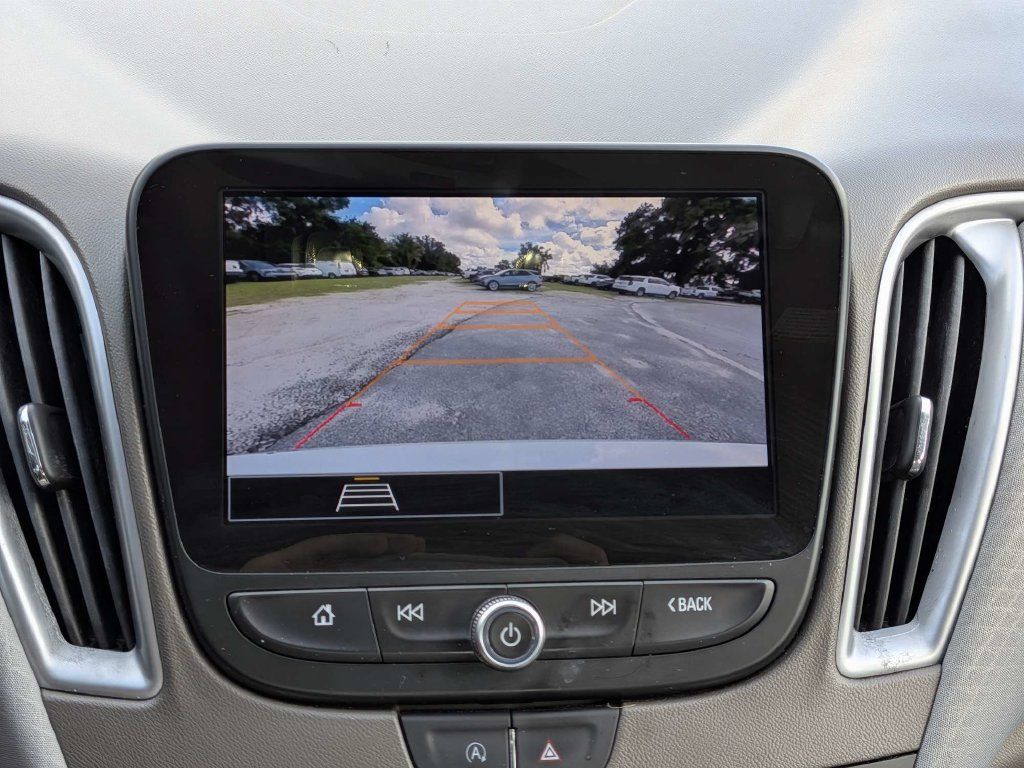 Used 2025 Chevrolet Malibu LT FWD image 27