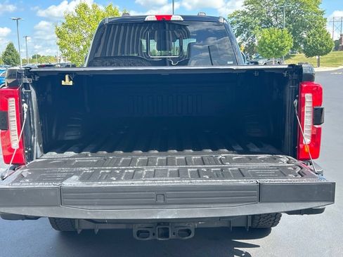 Certified 2023 Ford F250 Lariat w/ Lariat Ultimate Package AWD/4WD image 6