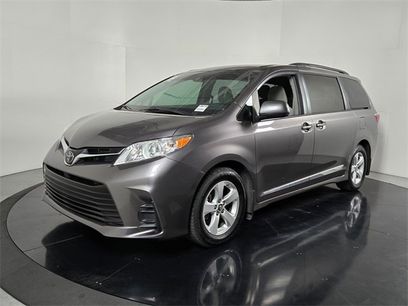 Used 2019 Toyota Sienna LE