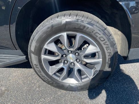 Used 2021 Chevrolet Tahoe LT w/ LT Signature Package AWD/4WD image 4