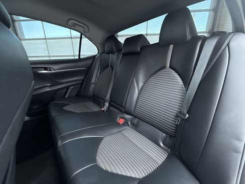 Used 2023 Toyota Camry SE image 29