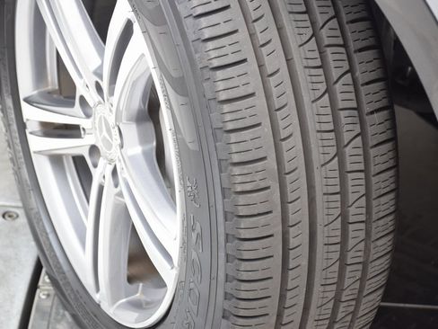 Used 2022 Mercedes-Benz GLC 300 image 31