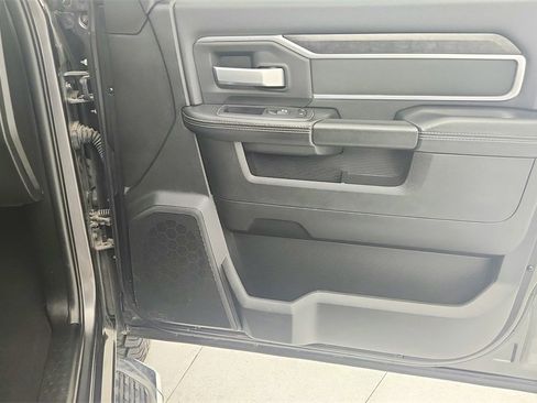 Used 2024 RAM 2500 Big Horn image 29