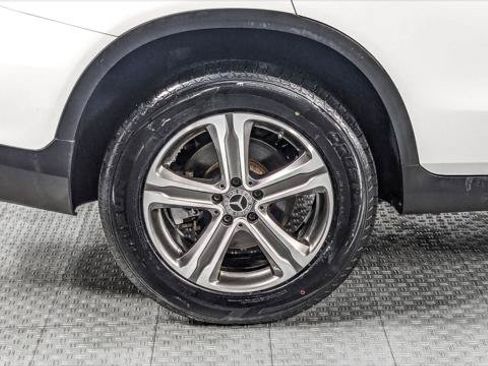 Used 2018 Mercedes-Benz GLC 300 image 29