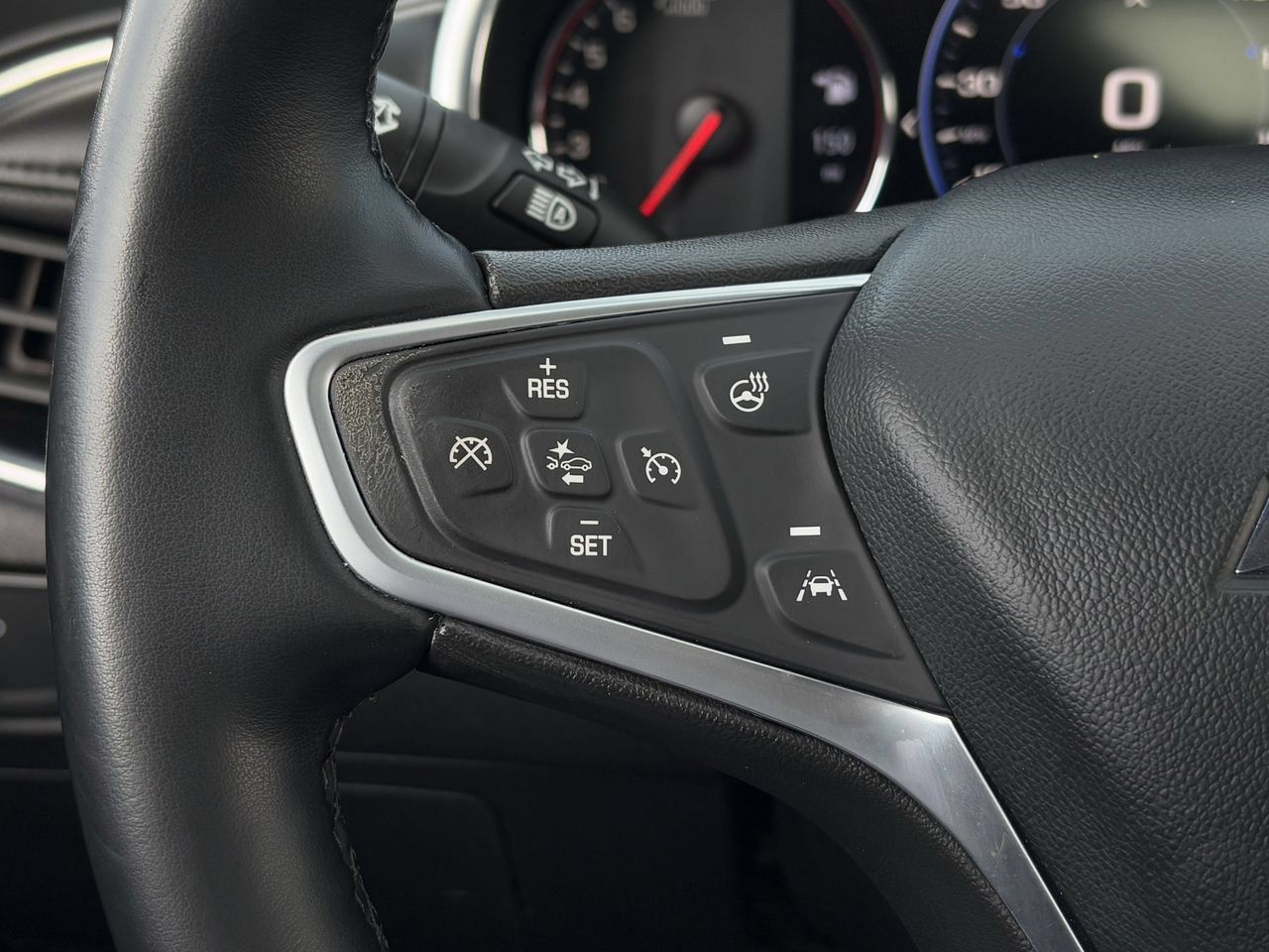 Used 2023 Chevrolet Malibu LT FWD image 16