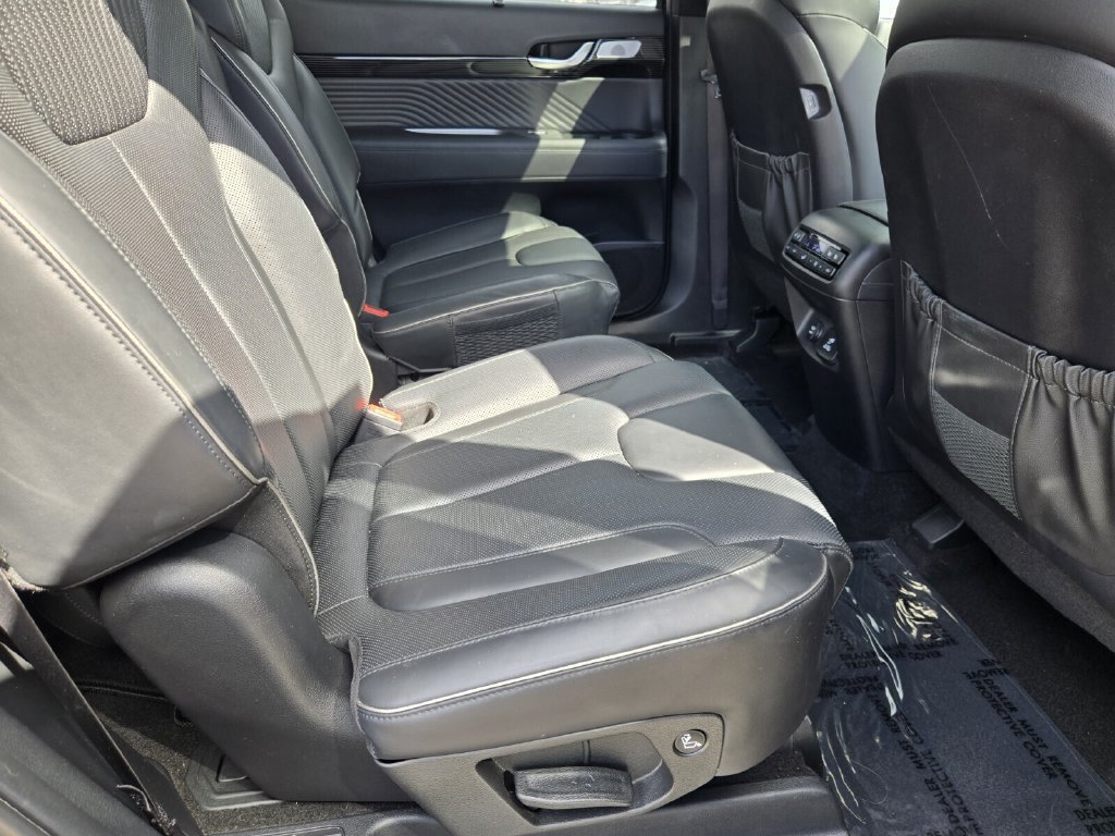Used 2023 Hyundai Palisade Calligraphy FWD image 15