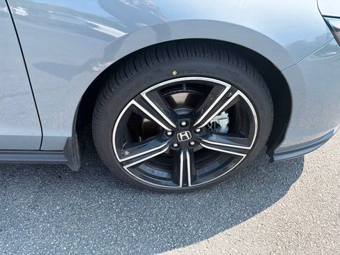 Used 2025 Honda Accord Sport image 15