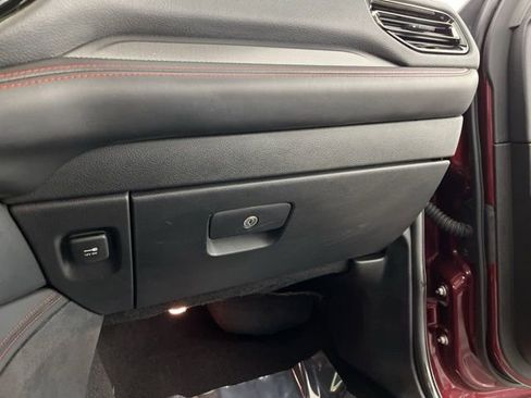 Used 2024 Dodge Durango GT image 40