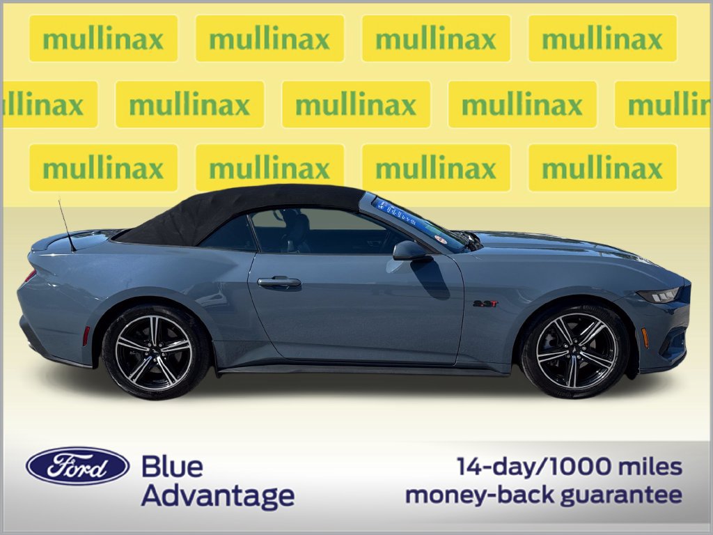 Used 2024 Ford Mustang Premium RWD image 2