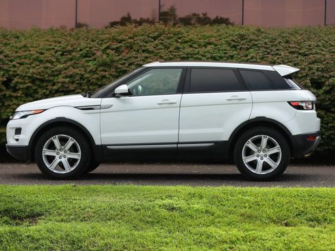 Used 2015 Land Rover Range Rover Evoque Pure Plus AWD/4WD image 44