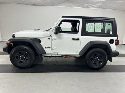 Used 2023 Jeep Wrangler Sport AWD/4WD image 6