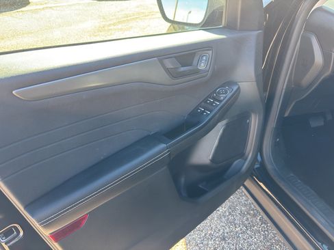 Used 2024 Ford Escape Active image 19