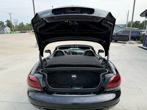 Used 2004 Dodge Viper SRT-10 image 35