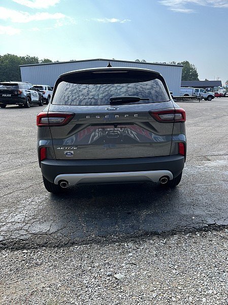 Used 2026 Ford Escape Active w/ Cold Weather Package FWD image 6