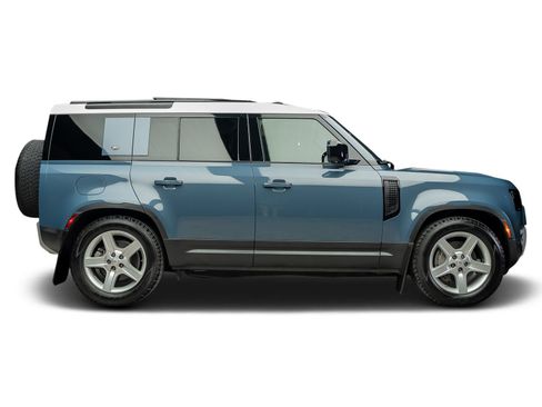 Used 2020 Land Rover Defender 110 HSE AWD/4WD image 25