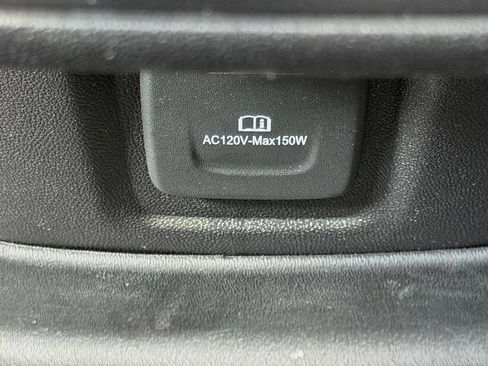 Used 2018 Chevrolet Equinox Premier AWD/4WD image 29