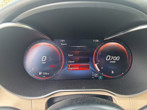 Used 2022 Mercedes-Benz GLC 300 w/ Premium Package Lite image 46