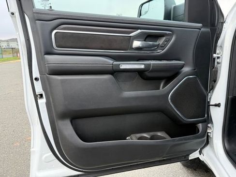 Used 2025 RAM 1500 Laramie image 19