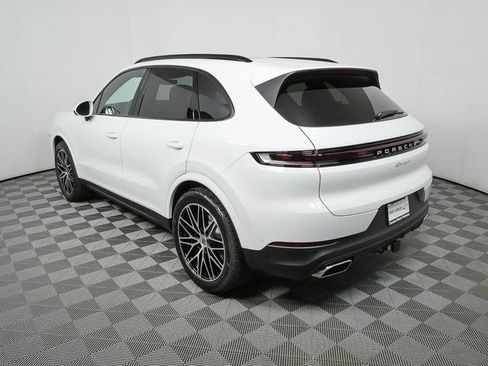 New 2026 Porsche Cayenne AWD image 3