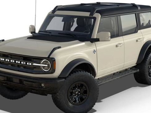 New 2025 Ford Bronco Outer Banks w/ Sasquatch Package image 1