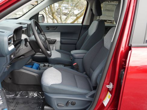 New 2026 Ford Maverick XLT w/ XLT Luxury Package image 3