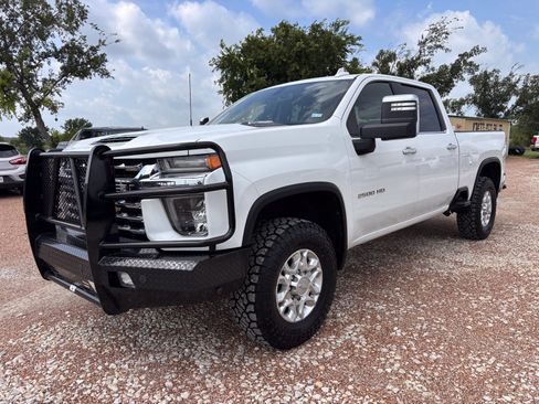 Used 2020 Chevrolet Silverado 2500 LTZ AWD/4WD image 1