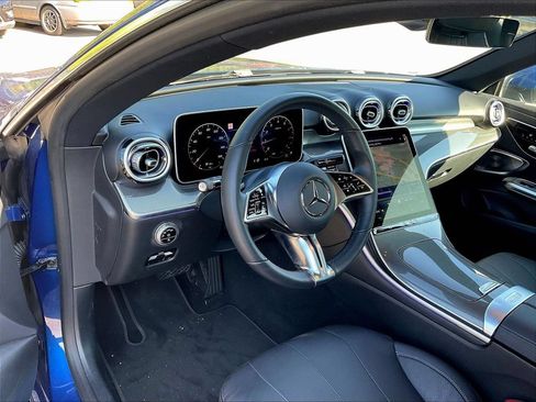 Used 2024 Mercedes-Benz CLE 300 4MATIC Coupe image 4