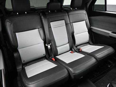 Used 2023 Ford Explorer XLT w/ Equipment Group 202A image 35