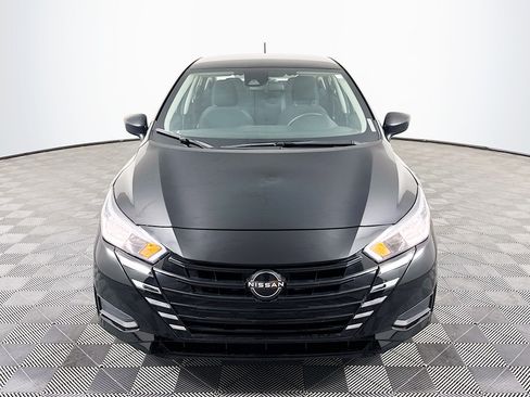 Used 2024 Nissan Versa S w/ S Plus Package image 2