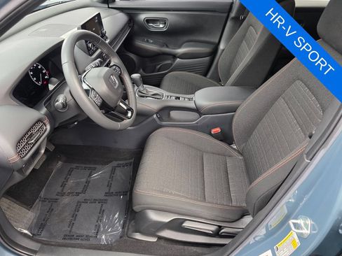 Used 2024 Honda HR-V Sport image 9