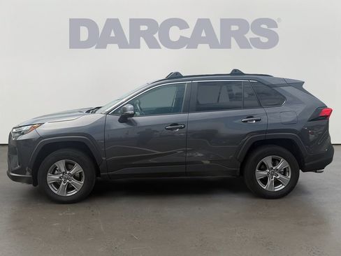 Used 2025 Toyota RAV4 XLE AWD/4WD image 4