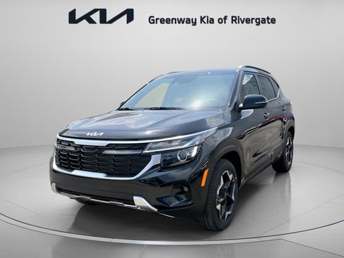 New 2026 Kia Seltos S FWD image 3