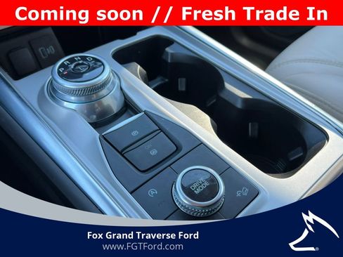 Certified 2023 Ford Explorer Platinum w/ Technology Package image 31