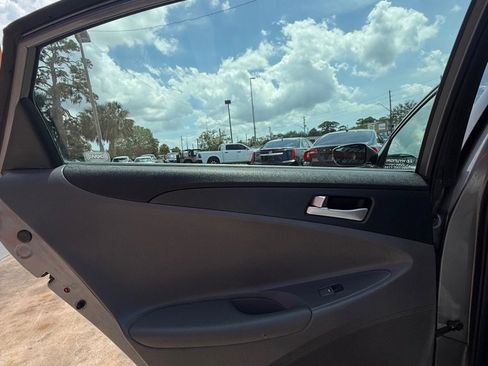 Used 2011 Hyundai Sonata GLS FWD image 10